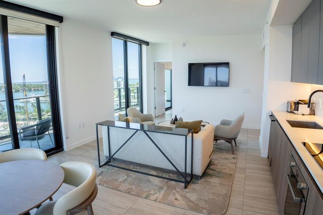 580 72nd Street 1102, Miami Beach, FL 33141