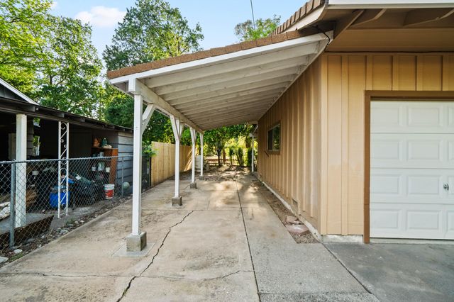 13515 Arch Street, Red Bluff, CA 96080