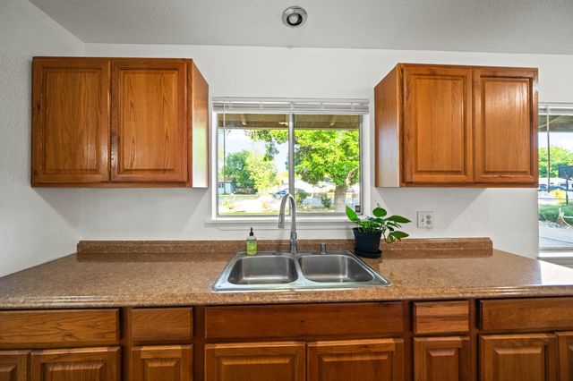 13515 Arch Street, Red Bluff, CA 96080