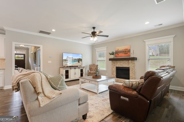89 Claire Road, Forsyth, GA 31029