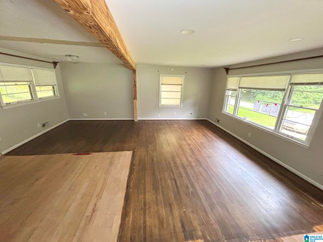 313 26TH AVENUE NE, Center Point, AL 35215