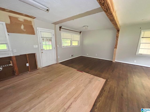 313 26TH AVENUE NE, Center Point, AL 35215