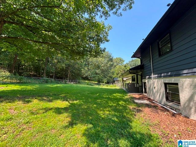 313 26TH AVENUE NE, Center Point, AL 35215