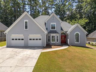 1330 WINDING RIVER Trail, Woodstock, GA 30188