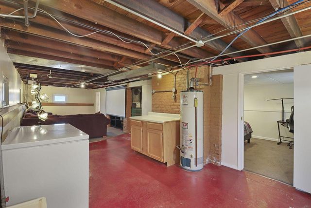 5622 37th AVENUE, Kenosha, WI 53144