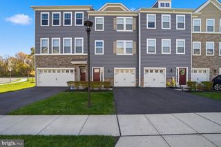 51 TURIN WAY, Mount Laurel, NJ 08054