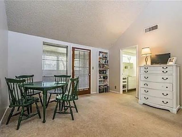 17 Casa Verde ST 17, Lakeway, TX 78734