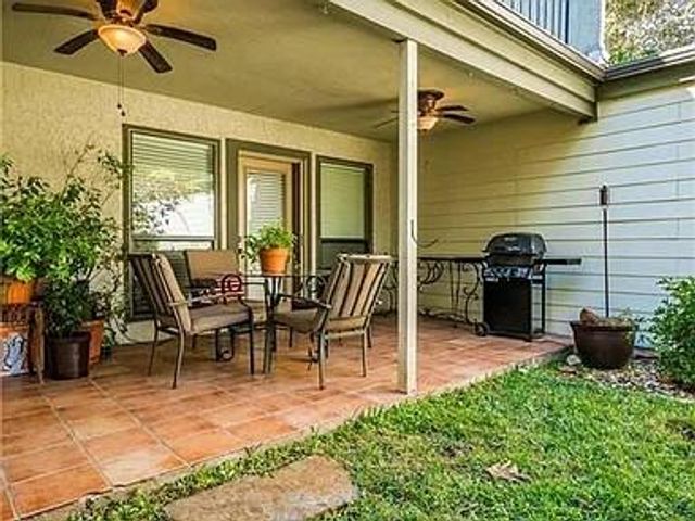17 Casa Verde ST 17, Lakeway, TX 78734