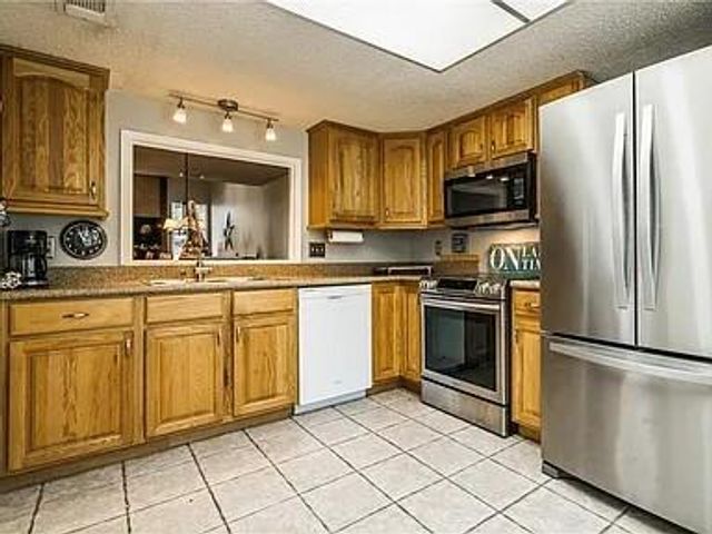 17 Casa Verde ST 17, Lakeway, TX 78734