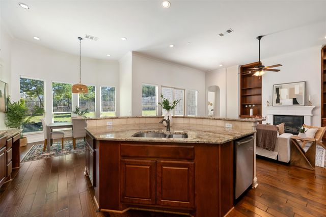 205 Antigua WAY, Lakeway, TX 78738