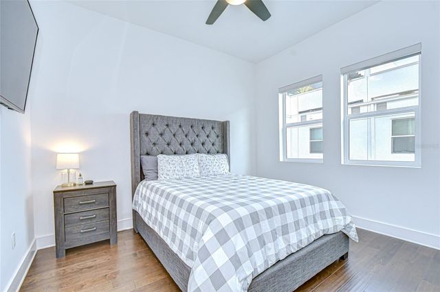 3100 W PAUL AVENUE 5, Tampa, FL 33611