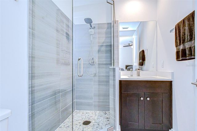 3100 W PAUL AVENUE 5, Tampa, FL 33611