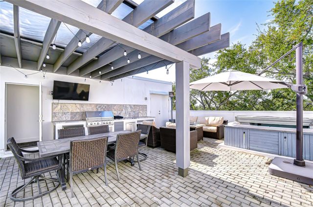 3100 W PAUL AVENUE 5, Tampa, FL 33611