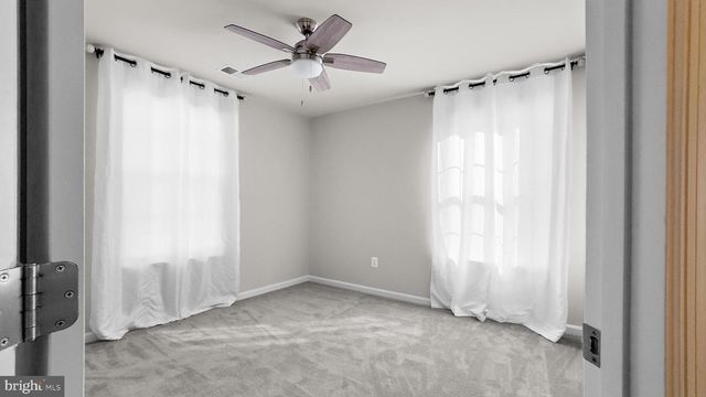 10185 WARFIELD ST, White Plains, MD 20695