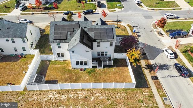 10185 WARFIELD ST, White Plains, MD 20695