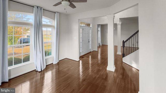 10185 WARFIELD ST, White Plains, MD 20695