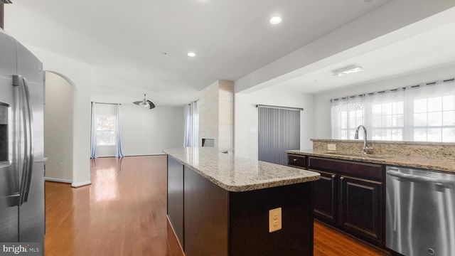 10185 WARFIELD ST, White Plains, MD 20695
