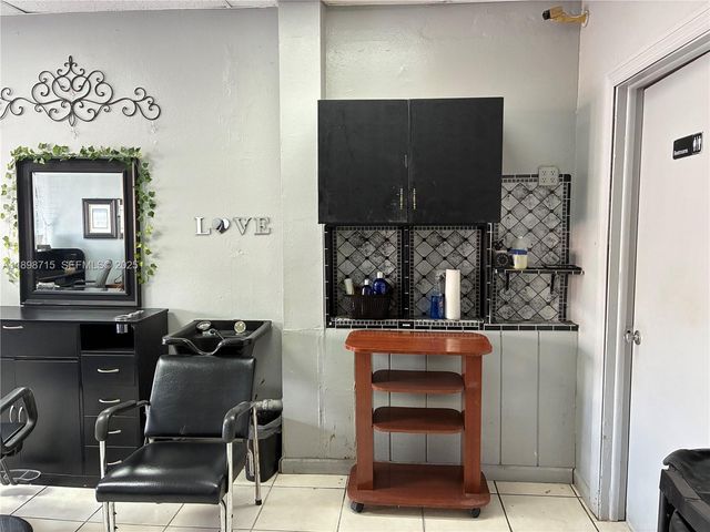 1 S Krome Avenue, Homestead, FL 33030