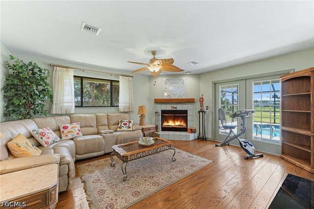 14366 Tamarac DR, Bokeelia, FL 33922