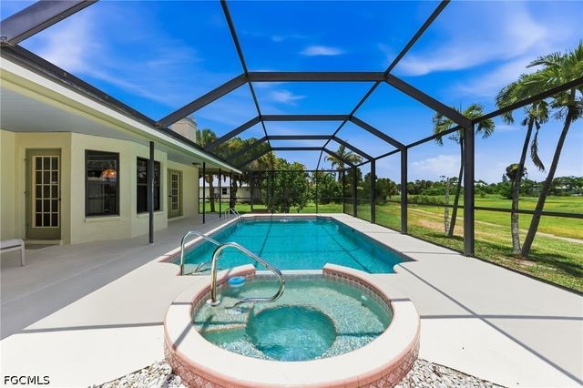 14366 Tamarac DR, Bokeelia, FL 33922