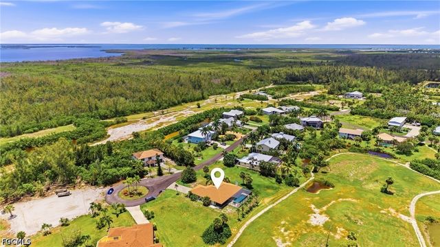 14366 Tamarac DR, Bokeelia, FL 33922