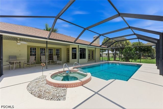 14366 Tamarac DR, Bokeelia, FL 33922