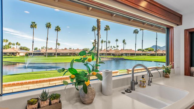 49 Conejo Circle, Palm Desert, CA 92260
