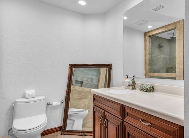 49 Conejo Circle, Palm Desert, CA 92260