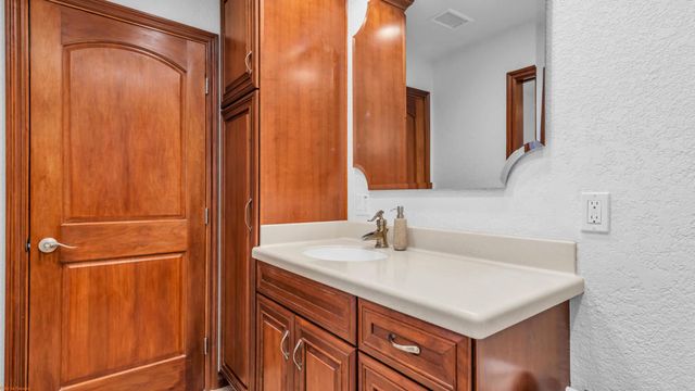 49 Conejo Circle, Palm Desert, CA 92260