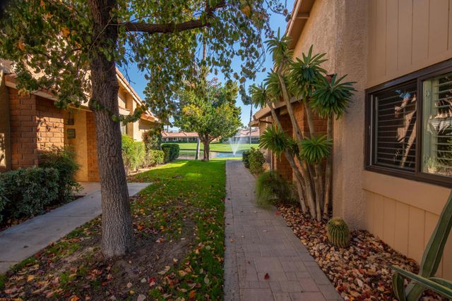 49 Conejo Circle, Palm Desert, CA 92260