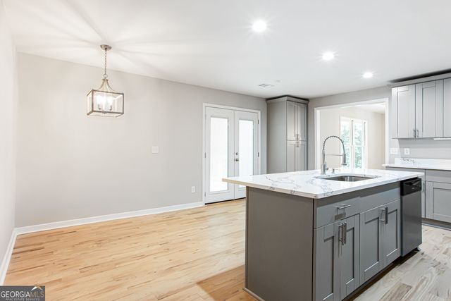 1055 Windridge Drive, Loganville, GA 30052