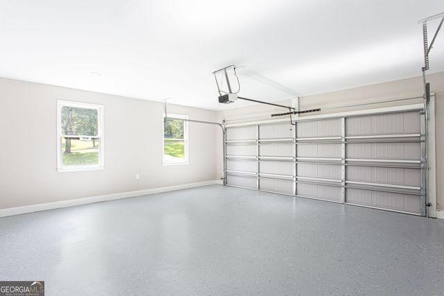 1055 Windridge Drive, Loganville, GA 30052