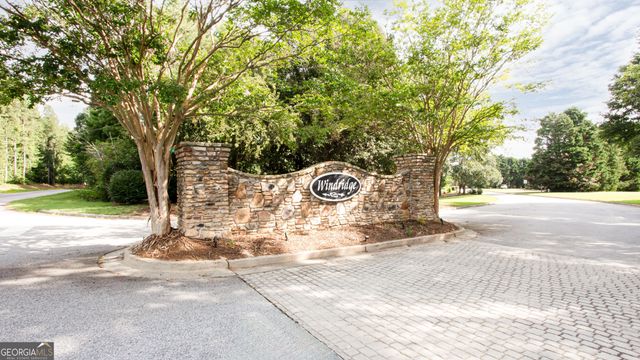 1055 Windridge Drive, Loganville, GA 30052