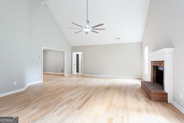 1055 Windridge Drive, Loganville, GA 30052