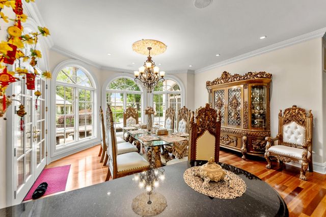 5021 Jardin Ln, Carmichael, CA 95608