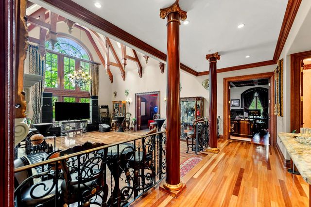 5021 Jardin Ln, Carmichael, CA 95608