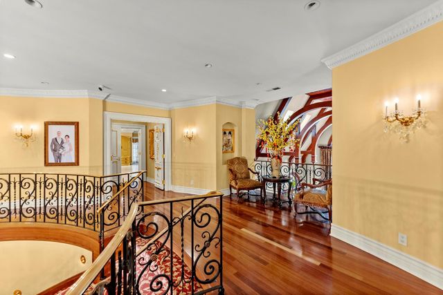 5021 Jardin Ln, Carmichael, CA 95608