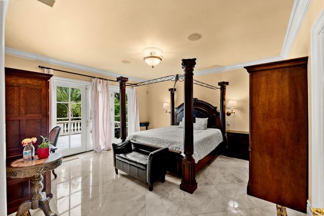 5021 Jardin Ln, Carmichael, CA 95608