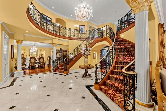 5021 Jardin Ln, Carmichael, CA 95608