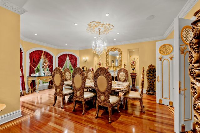 5021 Jardin Ln, Carmichael, CA 95608