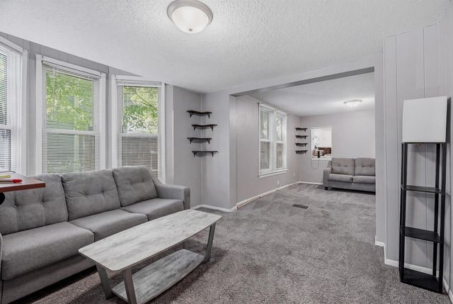 53 Dale Street N, Saint Paul, MN 55102