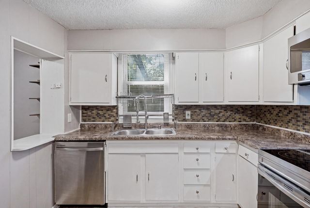 53 Dale Street N, Saint Paul, MN 55102