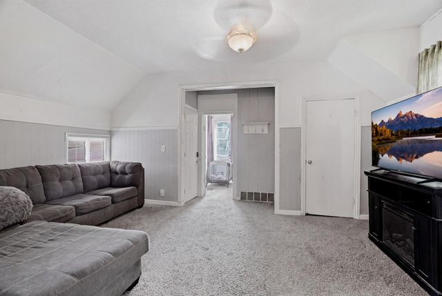 53 Dale Street N, Saint Paul, MN 55102