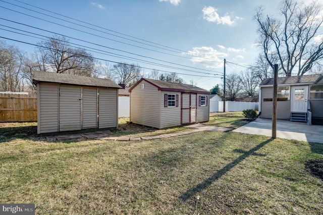 6 CIRCLE DR, Reading, PA 19606