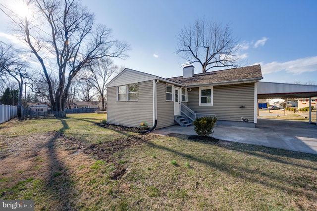 6 CIRCLE DR, Reading, PA 19606