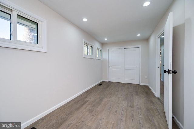 6 CIRCLE DR, Reading, PA 19606