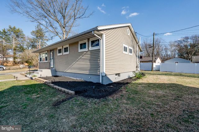 6 CIRCLE DR, Reading, PA 19606