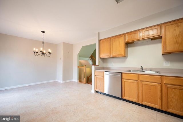 206 SLOAN CT, Wilmington, DE 19808