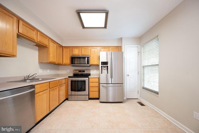 206 SLOAN CT, Wilmington, DE 19808