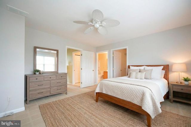 206 SLOAN CT, Wilmington, DE 19808